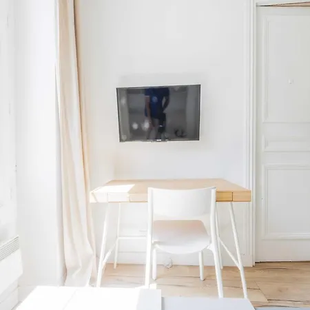 דירה Charming Near Parc Monceau - Mobility Lease